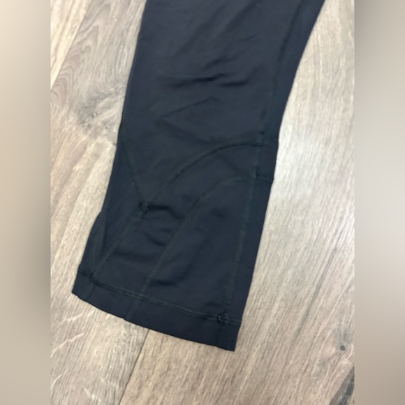 Lululemon Crop Leggings - Picture 2 of 5